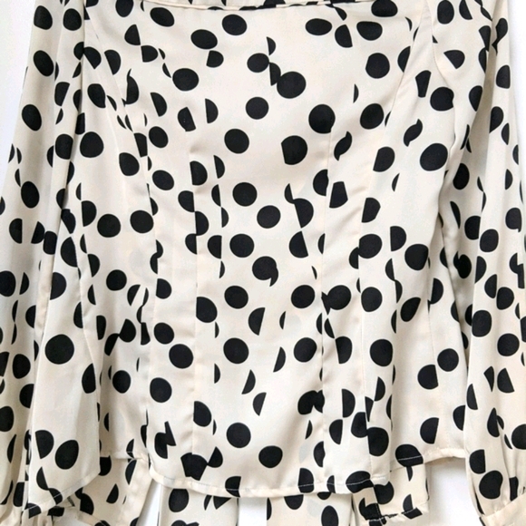 Elegant Black & White Blouse with bow - Picture 13 of 16